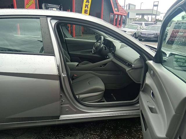 2023 Hyundai Elantra მანქანა იყიდება აუქციონზე, vin: KMHLM4AJ0PU042800, აუქციონის ნომერი: 68433006