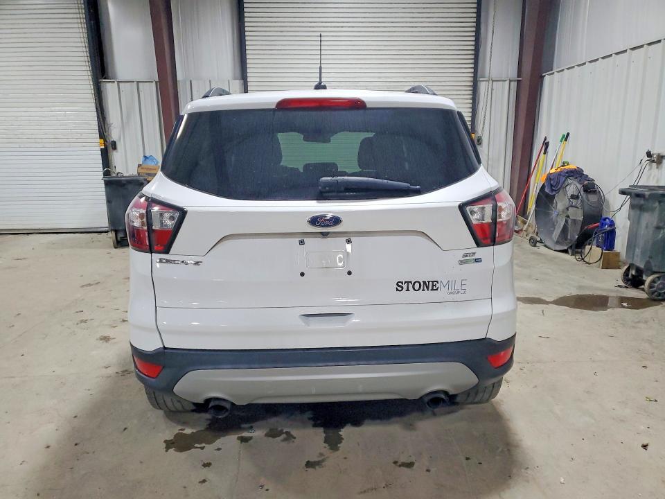 2018 Ford Escape მანქანა იყიდება აუქციონზე, vin: 1FMCU9GD7JUB07745, აუქციონის ნომერი: 69800226