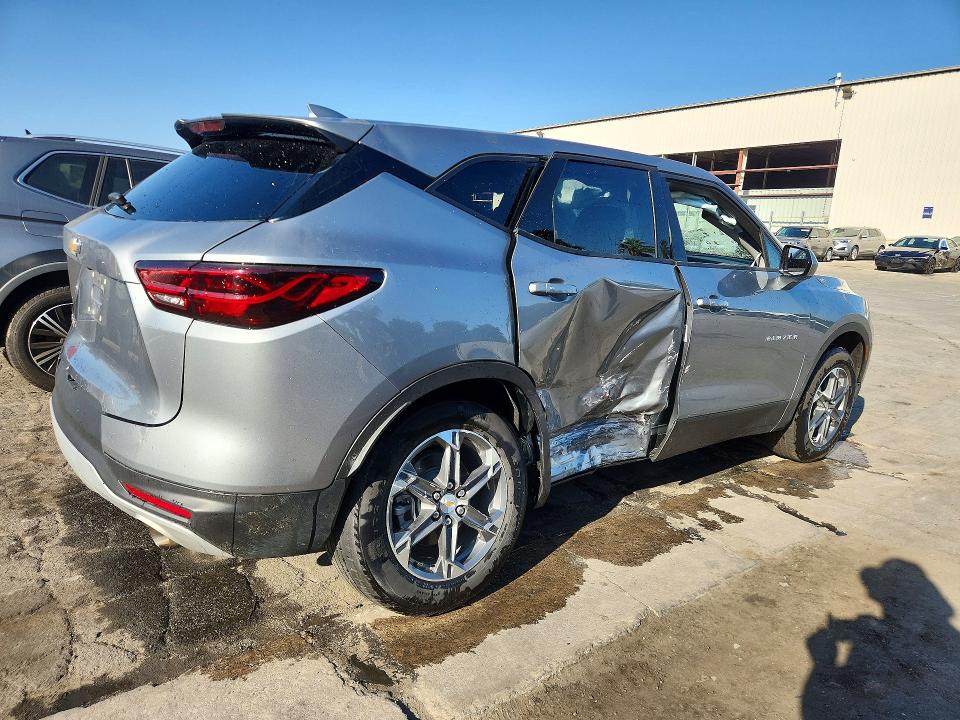 Продаж на аукціоні авто 2025 Chevrolet Blazer, vin: 3GNKBCR47SS266127, номер лоту: 70184396