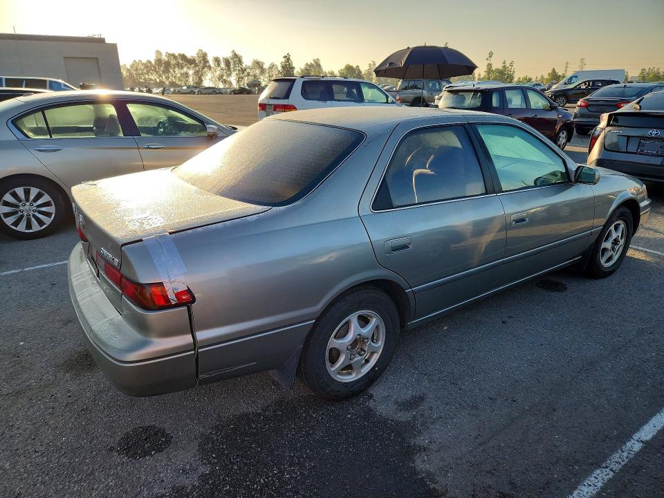 Продажа на аукционе авто 1999 Toyota Camry, vin: JT2BG28K9X0282678, номер лота: 70242476