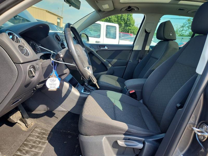 2013 Volkswagen Tiguan მანქანა იყიდება აუქციონზე, vin: WVGAV3AX2DW624108, აუქციონის ნომერი: 69038376