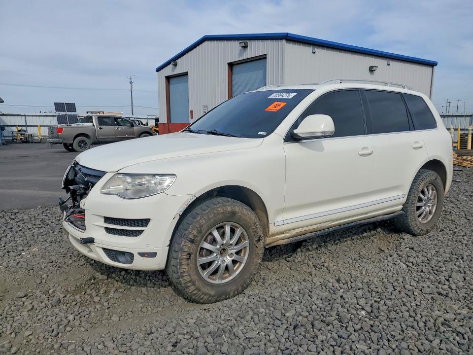 Продаж на аукціоні авто 2010 Volkswagen Touareg, vin: WVGAK7A93AD003419, номер лоту: 70564376