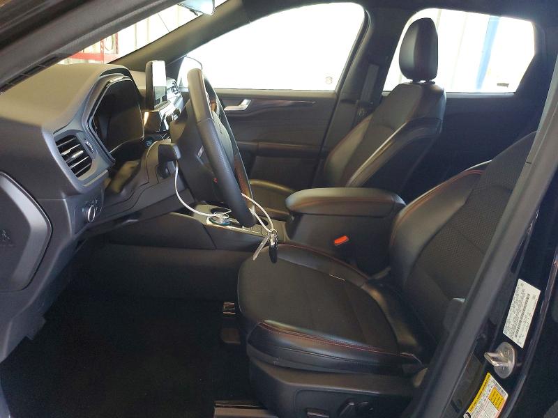 68572936 :رقم المزاد ، 1FMCU0MNXSUA62813 vin ، 2025 Ford Escape مزاد بيع
