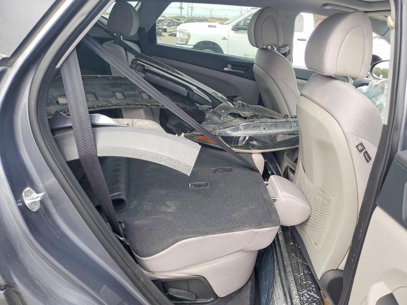 67209266 :رقم المزاد ، KM8J3CA24JU668046 vin ، 2018 Hyundai Tucson مزاد بيع