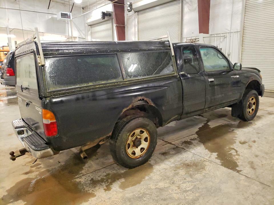68489646 :رقم المزاد ، 4TAWM72N6XZ552751 vin ، 1999 Toyota Tacoma مزاد بيع
