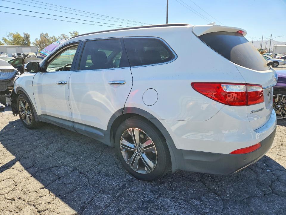 Продажа на аукционе авто 2015 Hyundai Santa Fe, vin: KM8SR4HF4FU118970, номер лота: 67373036