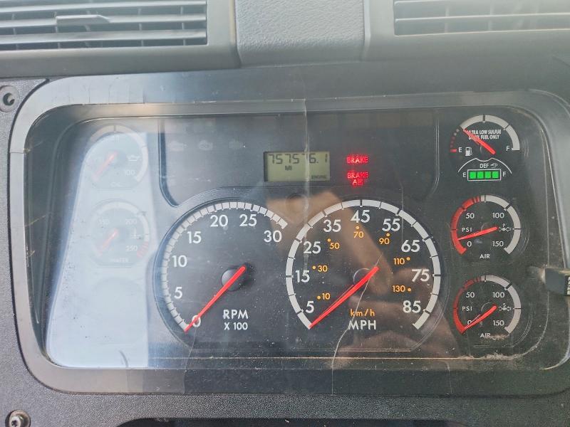 Продажа на аукционе авто 2011 Freightliner Cascadia, vin: 1FUJGEDVXBSAY2809, номер лота: 67686056