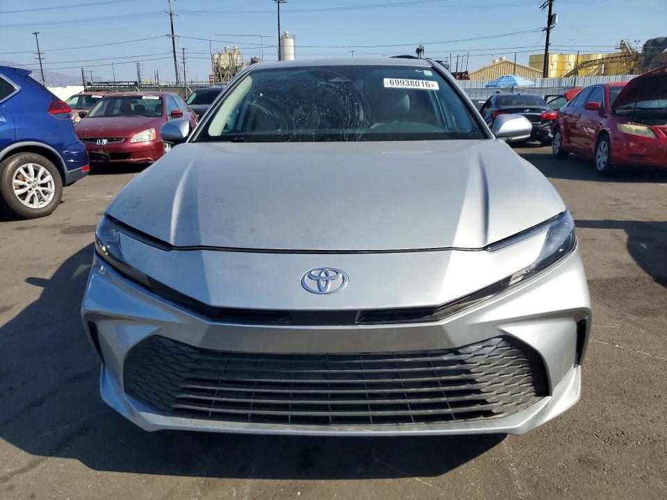 Продаж на аукціоні авто 2025 Toyota Camry, vin: 4T1DAACK9SU165909, номер лоту: 69938016