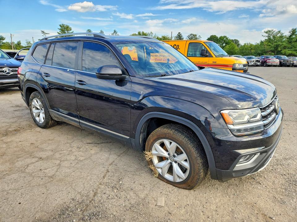 2018 Volkswagen Atlas მანქანა იყიდება აუქციონზე, vin: 1V2MR2CA1JC549471, აუქციონის ნომერი: 68159426