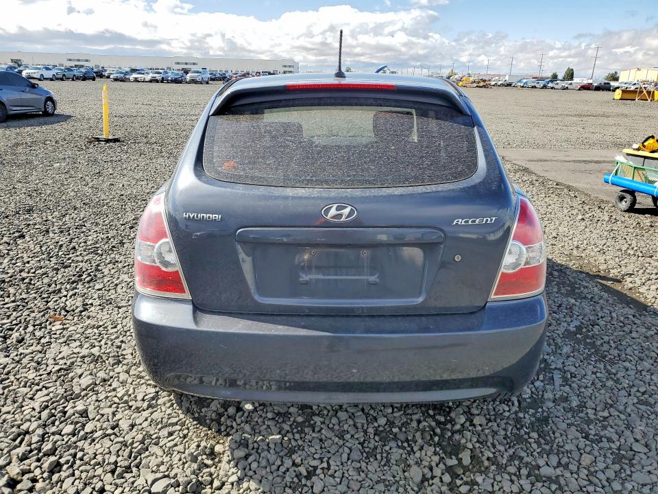 70646956 :رقم المزاد ، KMHCM36C78U093555 vin ، 2008 Hyundai Accent مزاد بيع