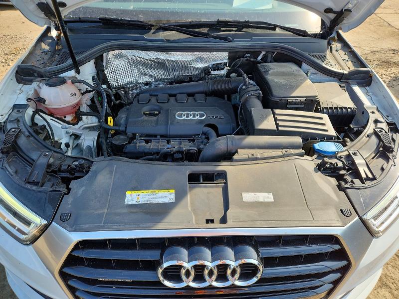 67150646 :رقم المزاد ، WA1JCCFS4JR032494 vin ، 2018 Audi Q3 مزاد بيع