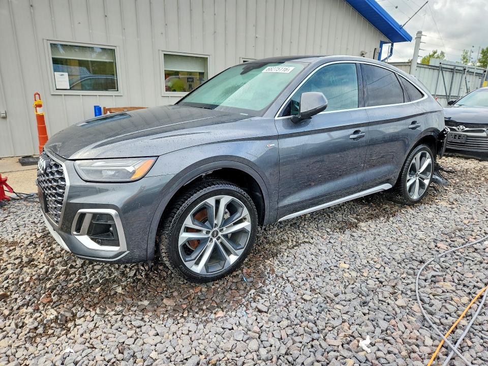 68275116 :رقم المزاد ، WA15AAFY8M2138637 vin ، 2021 Audi Q5 مزاد بيع