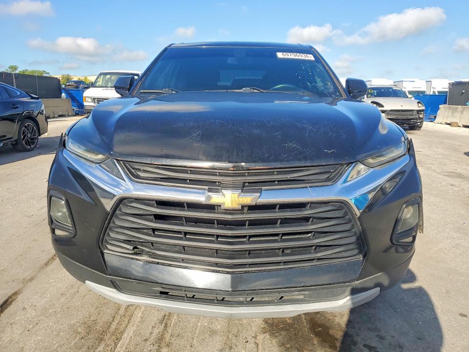 69796936 :رقم المزاد ، 3GNKBCR41LS680828 vin ، 2020 Chevrolet Blazer مزاد بيع