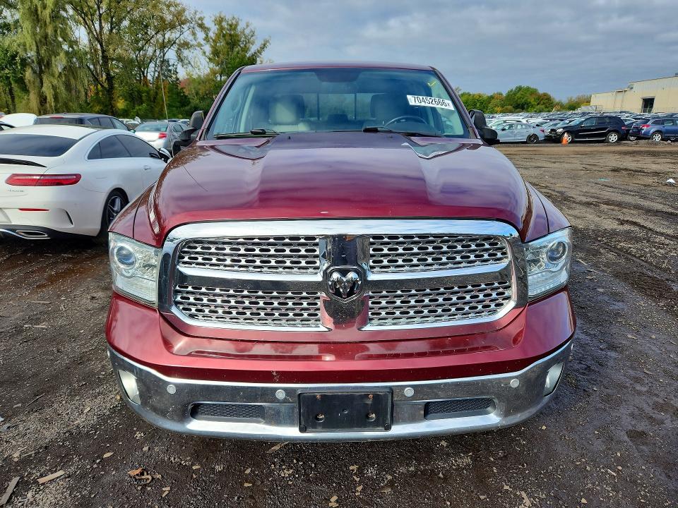 70452666 :رقم المزاد ، 1C6RR7NM9HS568188 vin ، 2017 Ram 1500 مزاد بيع