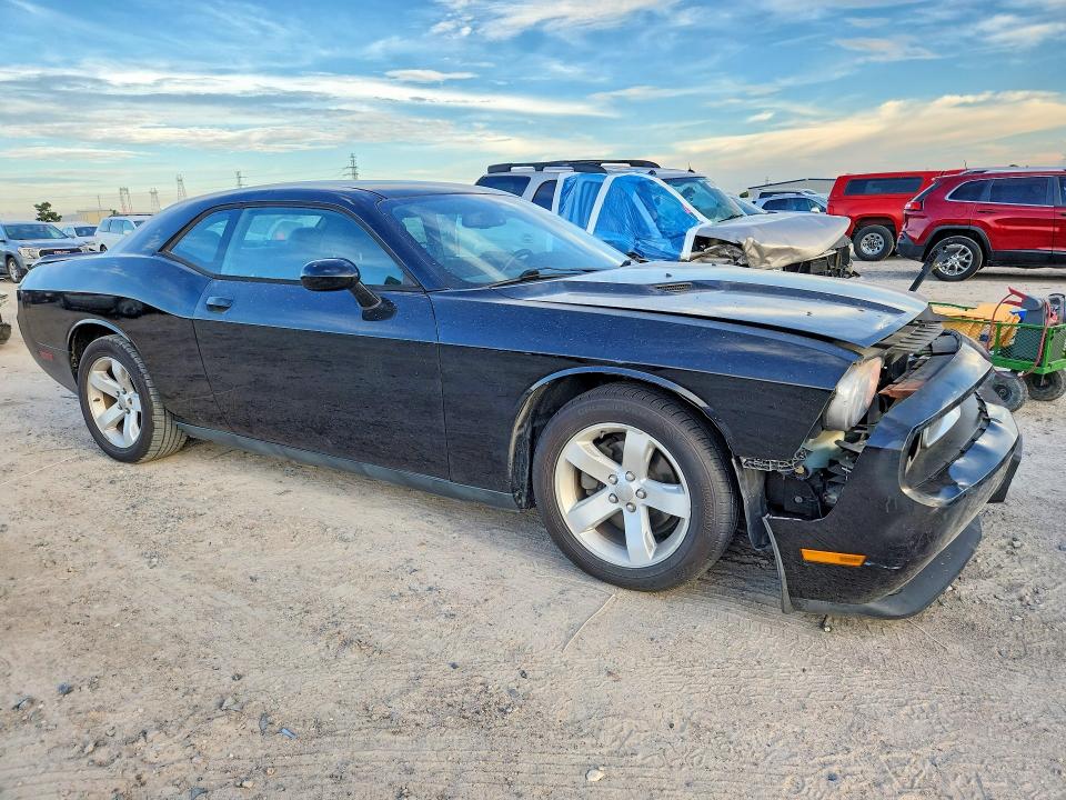 2014 Dodge Challenger მანქანა იყიდება აუქციონზე, vin: 2C3CDYAG7EH273987, აუქციონის ნომერი: 67257906