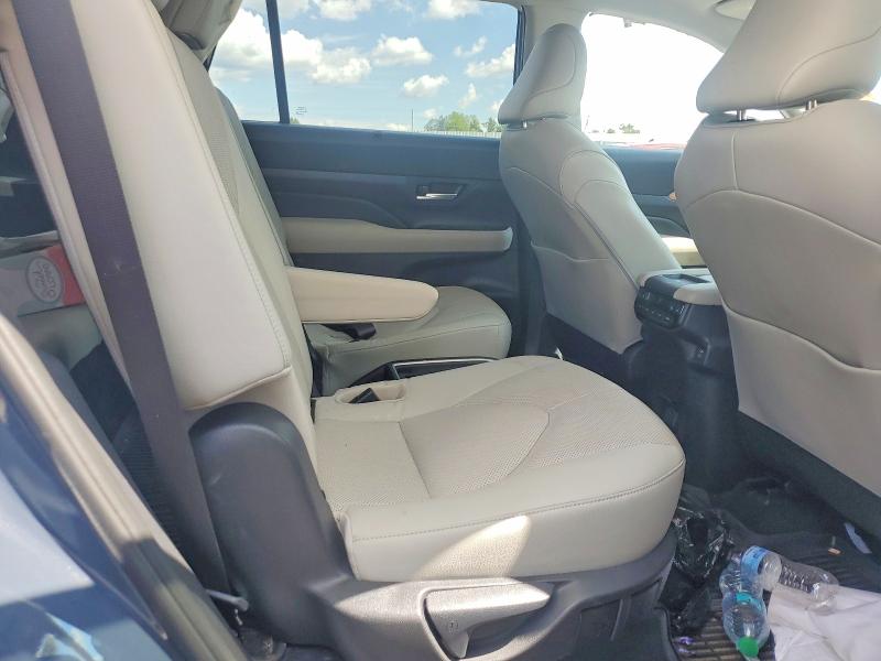 Продажа на аукционе авто 2025 Toyota Grand Highlander, vin: 5TDAAAB53SS083052, номер лота: 68653846