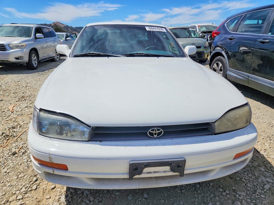 68447696 :رقم المزاد ، 4T1VK12E4NU006488 vin ، 1992 Toyota Camry مزاد بيع