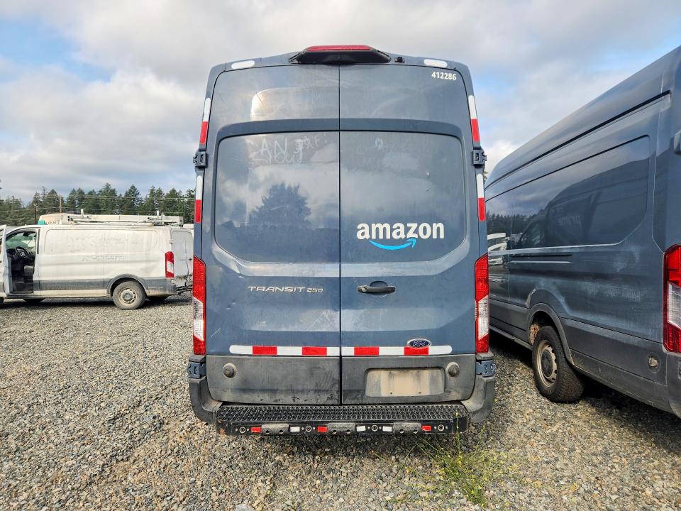 2019 Ford Transit მანქანა იყიდება აუქციონზე, vin: 1FTYR3XM2KKB90295, აუქციონის ნომერი: 67118116