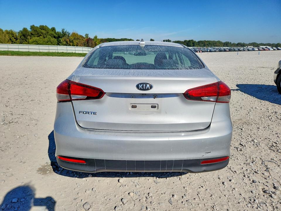 Продаж на аукціоні авто 2018 Kia Forte, vin: 3KPFL4A71JE171899, номер лоту: 70776726