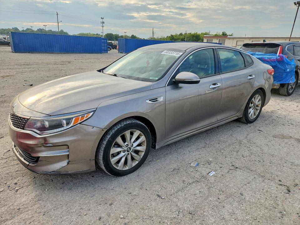 Auction sale of the 2017 Kia Optima, vin: 5XXGU4L33HG158438, lot number: 68333716
