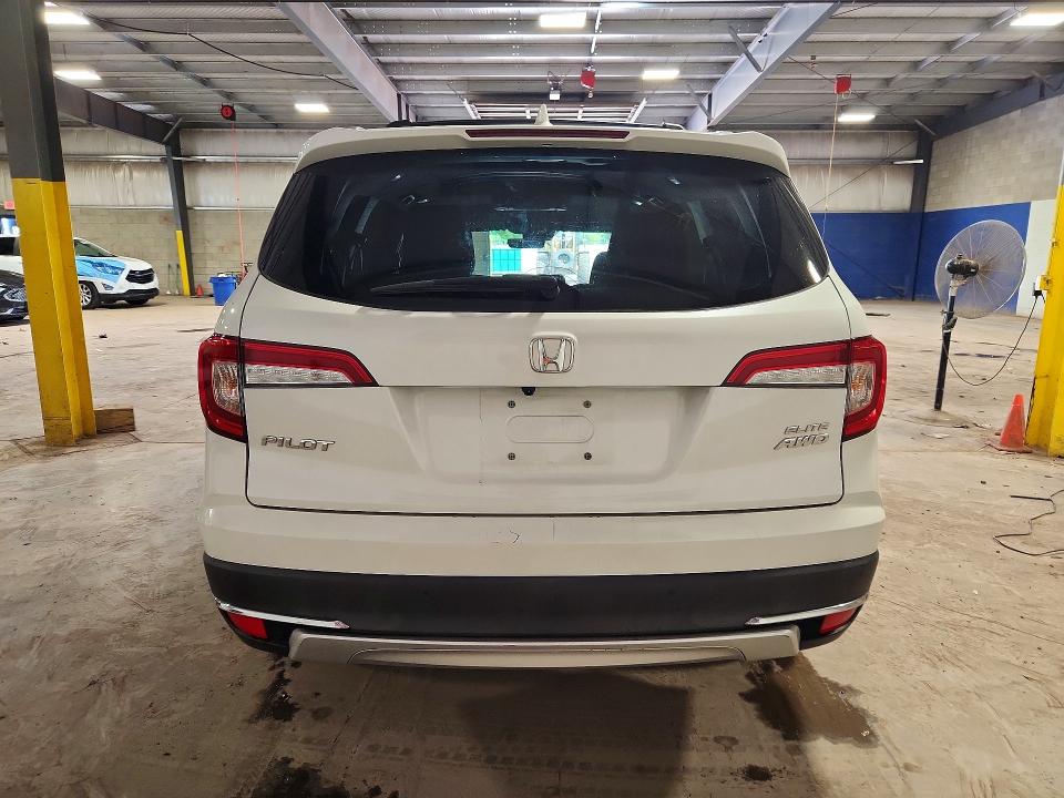 Продаж на аукціоні авто 2022 Honda Pilot, vin: 5FNYF6H0XNB046517, номер лоту: 68418316