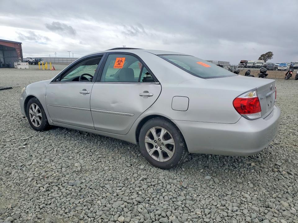 2005 Toyota Camry მანქანა იყიდება აუქციონზე, vin: 4T1BF30K75U600553, აუქციონის ნომერი: 67705666