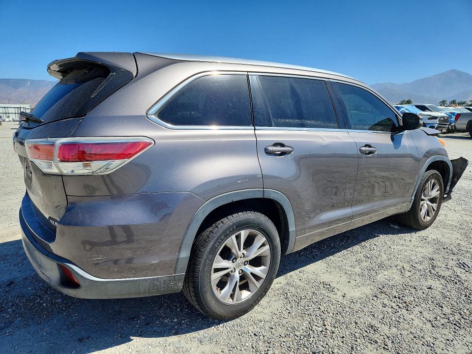 Продаж на аукціоні авто 2015 Toyota Highlander, vin: 5TDKKRFHXFS091580, номер лоту: 68874656
