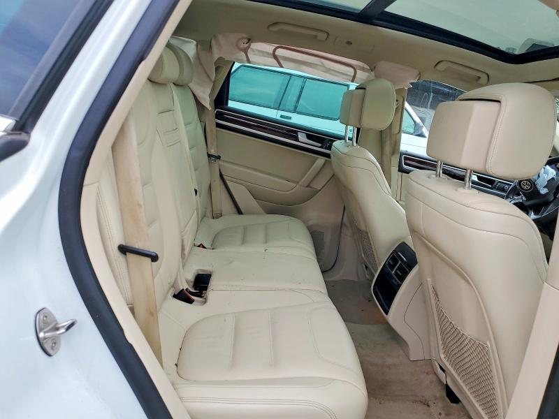 69376846 :رقم المزاد ، WVGEF9BP0DD007608 vin ، 2013 Volkswagen Touareg مزاد بيع