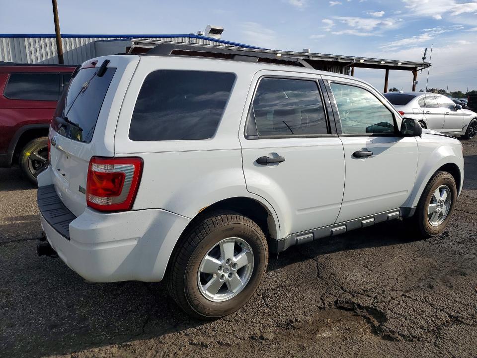 Продажа на аукционе авто 2010 Ford Escape, vin: 1FMCU9DG8AKD28362, номер лота: 70137586