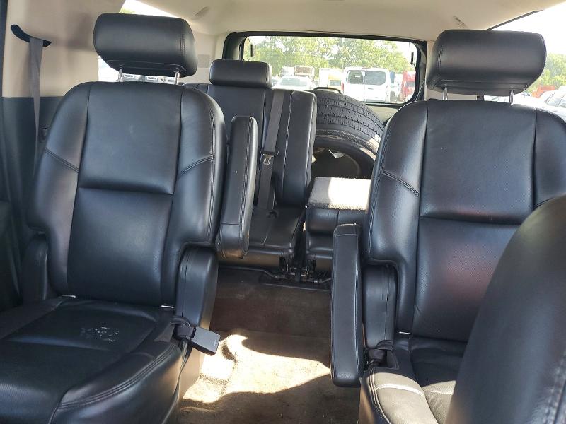 Продаж на аукціоні авто 2010 Chevrolet Suburban, vin: 1GNUKKE36AR255329, номер лоту: 69093246