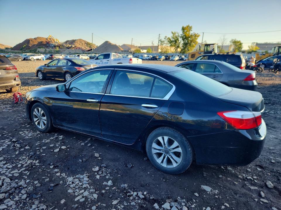 2015 Honda Accord მანქანა იყიდება აუქციონზე, vin: 1HGCR2F33FA197220, აუქციონის ნომერი: 70951746
