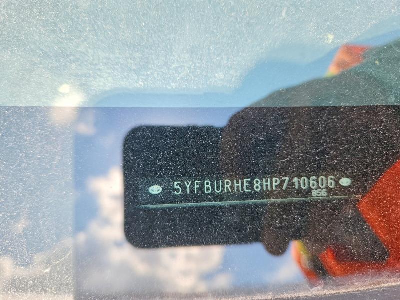 Продаж на аукціоні авто 2017 Toyota Corolla, vin: 5YFBURHE8HP710606, номер лоту: 68656336