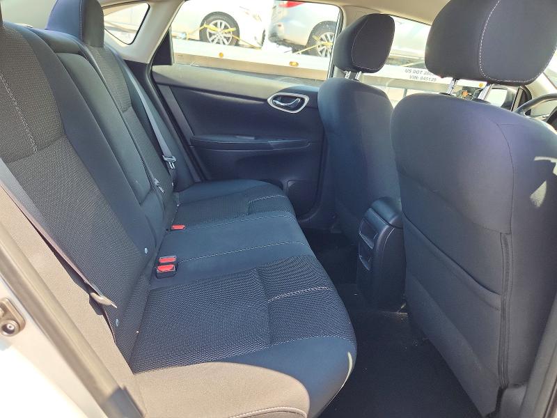 70352776 :رقم المزاد ، 3N1AB7AP5FY379467 vin ، 2015 Nissan Sentra مزاد بيع