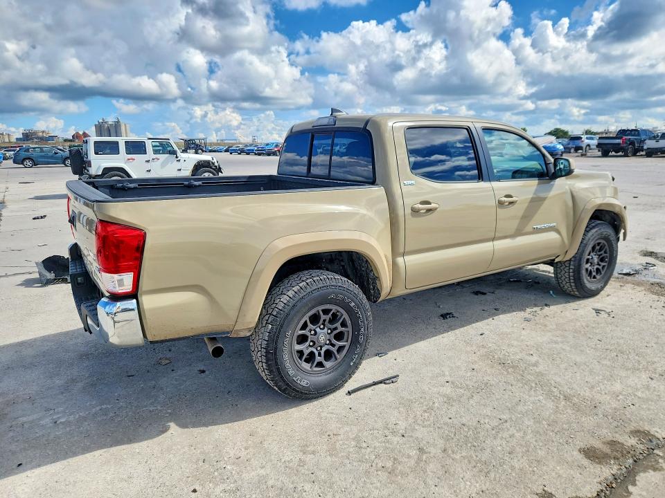 Auction sale of the 2017 Toyota Tacoma, vin: 5TFCZ5AN5HX061096, lot number: 67909796