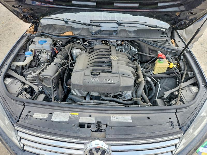 2017 Volkswagen Touareg მანქანა იყიდება აუქციონზე, vin: WVGEF7BP1HD000659, აუქციონის ნომერი: 67811106