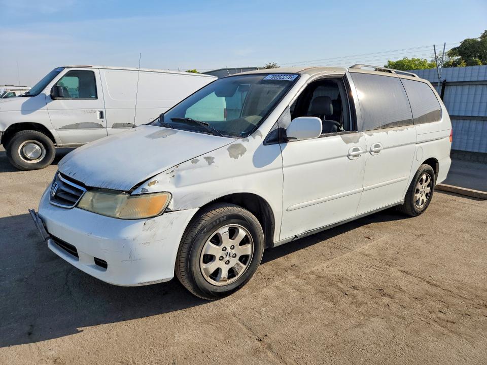 70092276 :رقم المزاد ، 5FNRL18072B046163 vin ، 2002 Honda Odyssey مزاد بيع
