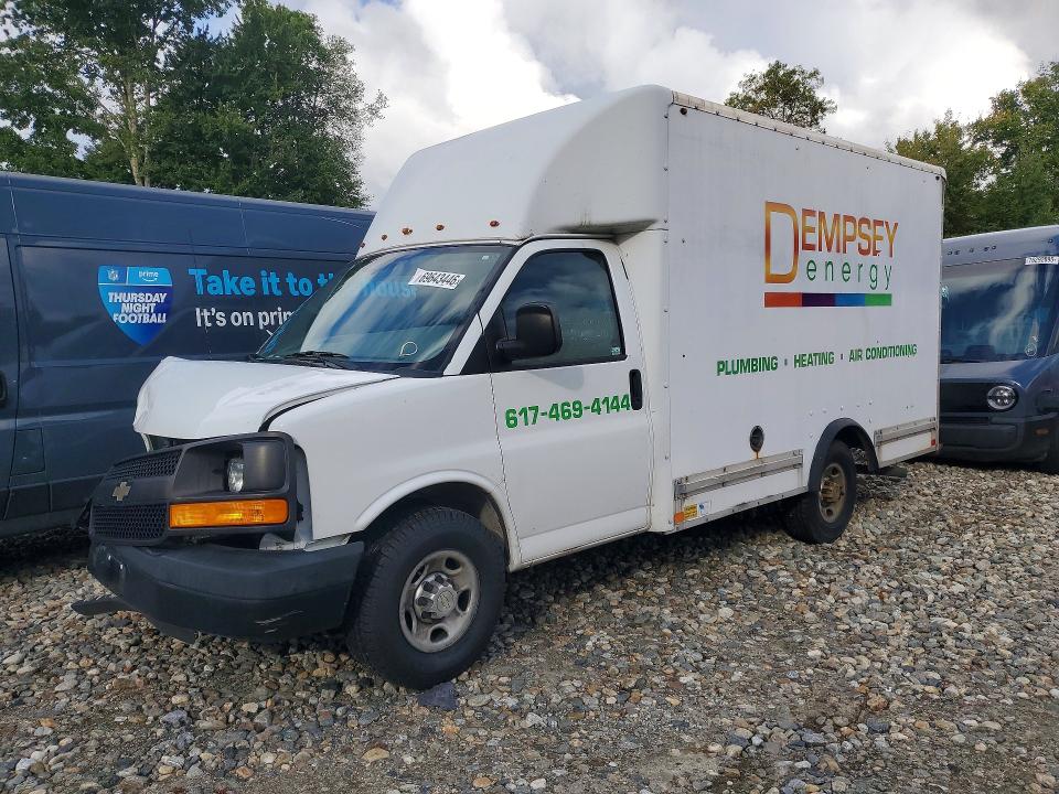 69643446 :رقم المزاد ، 1GB0G2CA0E1159232 vin ، 2014 Chevrolet Express G3500 مزاد بيع