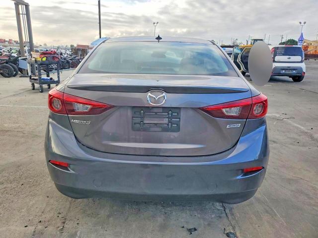 Aukcja sprzedaży 2018 Mazda 3, vin: 3MZBN1W33JM230077, numer aukcji: 70075196