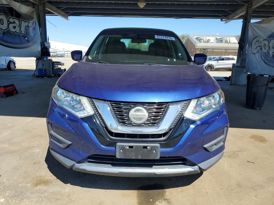 67374976 :رقم المزاد ، 5N1AT2MT4JC719520 vin ، 2018 Nissan Rogue مزاد بيع