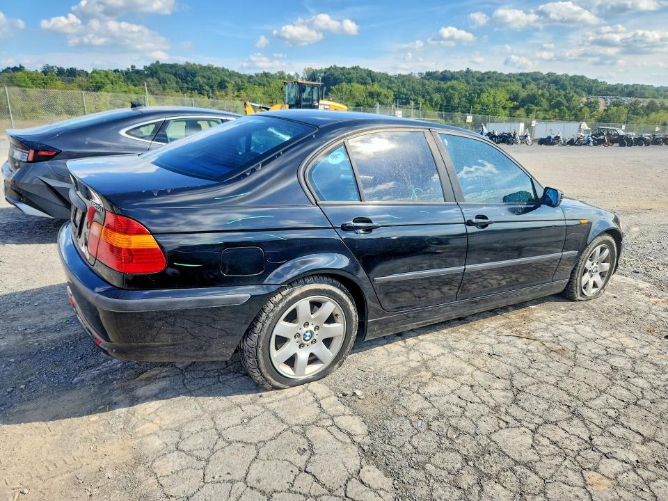 Aukcja sprzedaży 2003 Bmw 325, vin: WBAET37403NJ36754, numer aukcji: 68743306