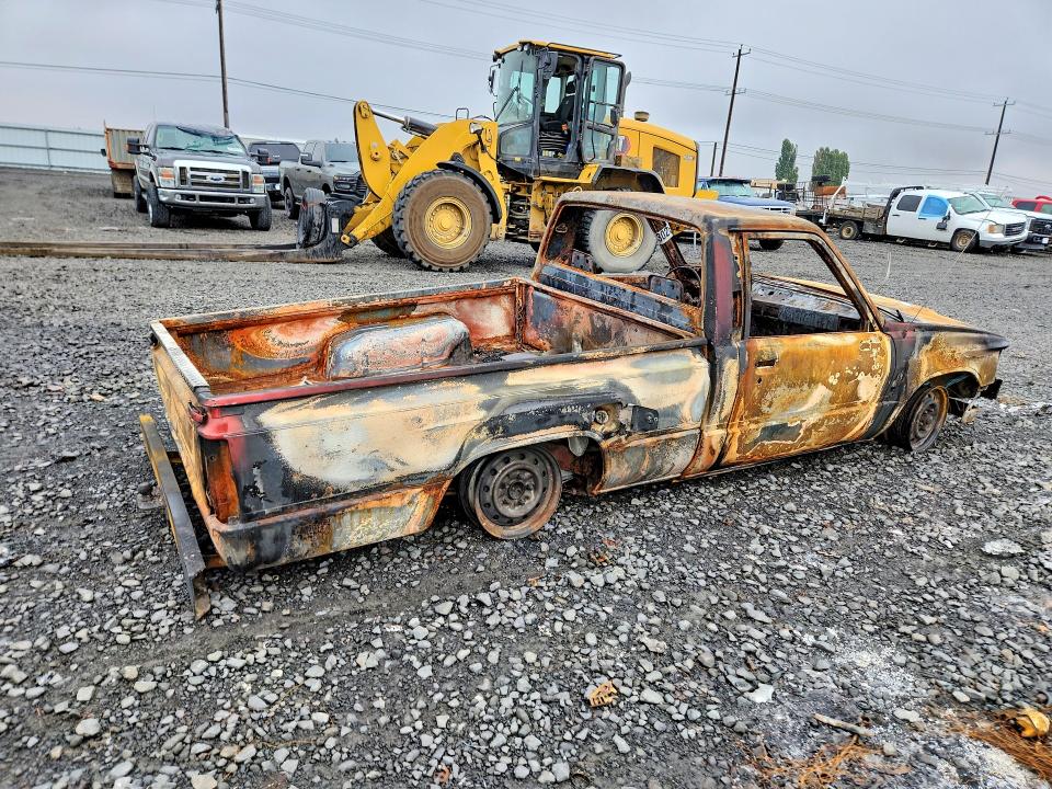 Продажа на аукционе авто 1985 Toyota Pickup, vin: JT4RN50R0F0061068, номер лота: 68963026