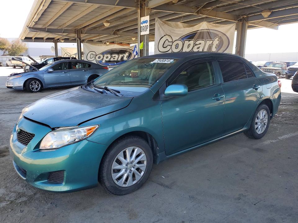 70480616 :رقم المزاد ، 1NXBU4EE8AZ218279 vin ، 2010 Toyota Corolla مزاد بيع