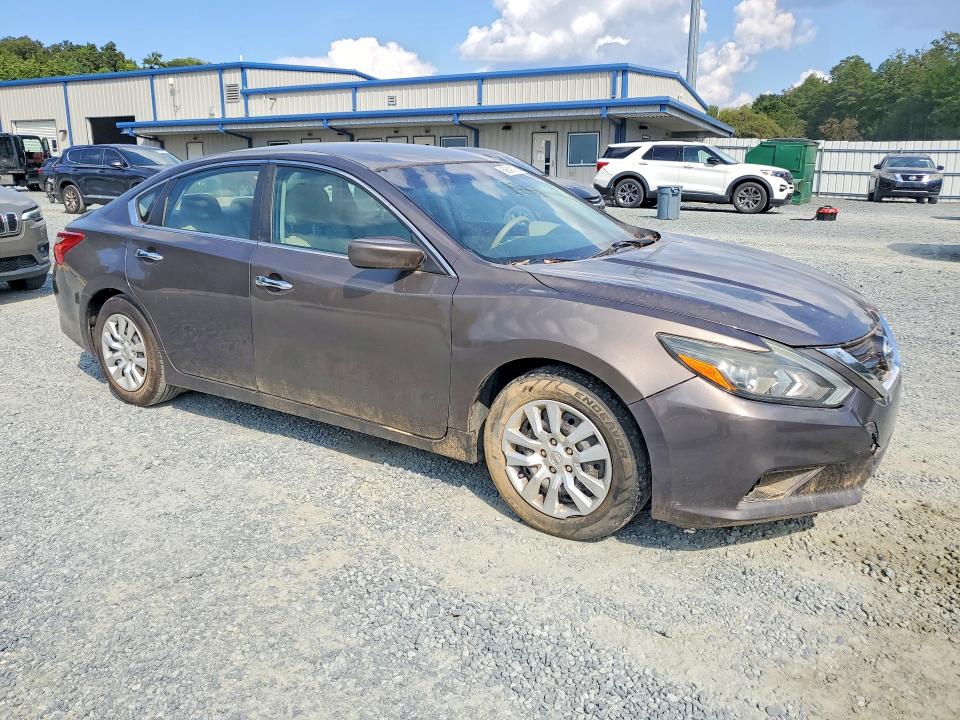 2016 Nissan Altima მანქანა იყიდება აუქციონზე, vin: 1N4AL3AP8GC149716, აუქციონის ნომერი: 69348376