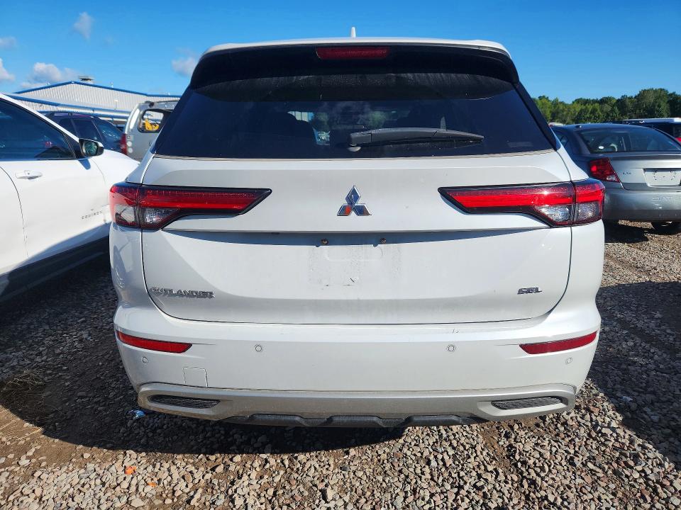 68417426 :رقم المزاد ، JA4J4VA81PZ025855 vin ، 2023 Mitsubishi Outlander مزاد بيع