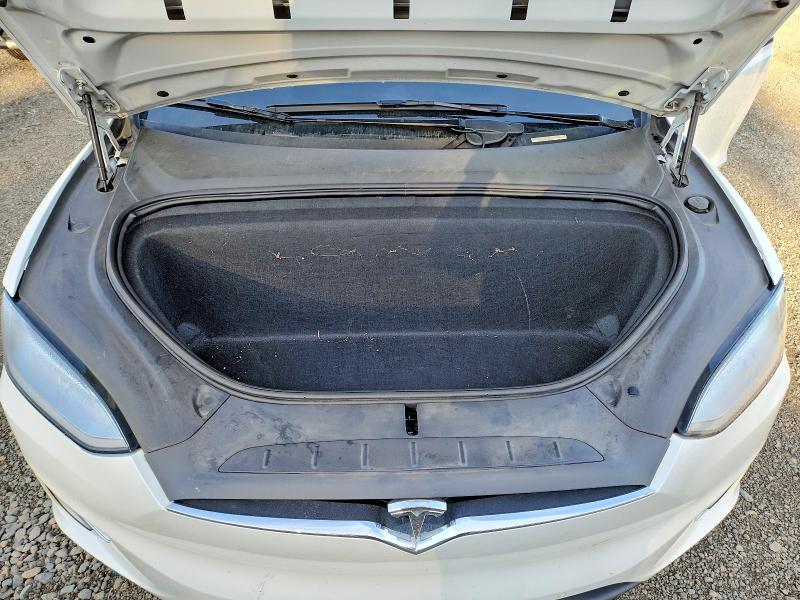 2020 Tesla Model X მანქანა იყიდება აუქციონზე, vin: 5YJXCAE27LF238441, აუქციონის ნომერი: 66852766