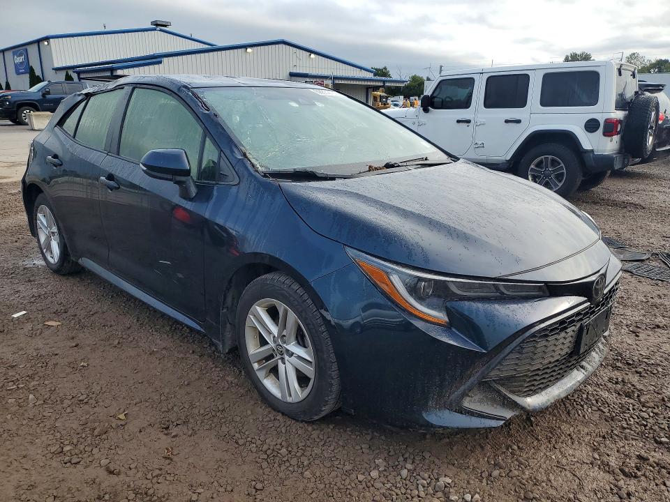 68832166 :رقم المزاد ، JTND4MBE6M3121895 vin ، 2021 Toyota Corolla Hatchback مزاد بيع