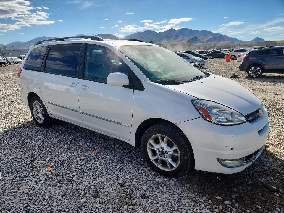 Продажа на аукционе авто 2004 Toyota Sienna, vin: 5TDBA22C14S013755, номер лота: 70745146