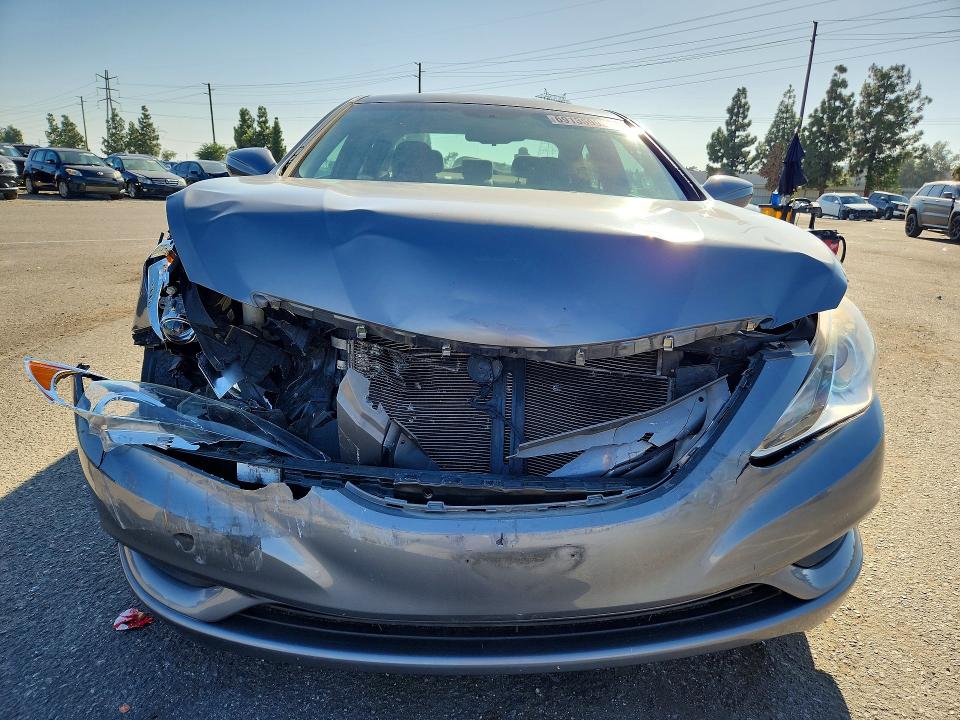 69135996 :رقم المزاد ، 5NPEB4AC4DH604515 vin ، 2013 Hyundai Sonata مزاد بيع