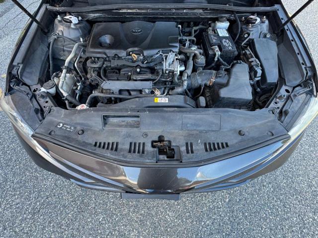 70513206 :رقم المزاد ، 4T1B11HK0KU808910 vin ، 2019 Toyota Camry مزاد بيع