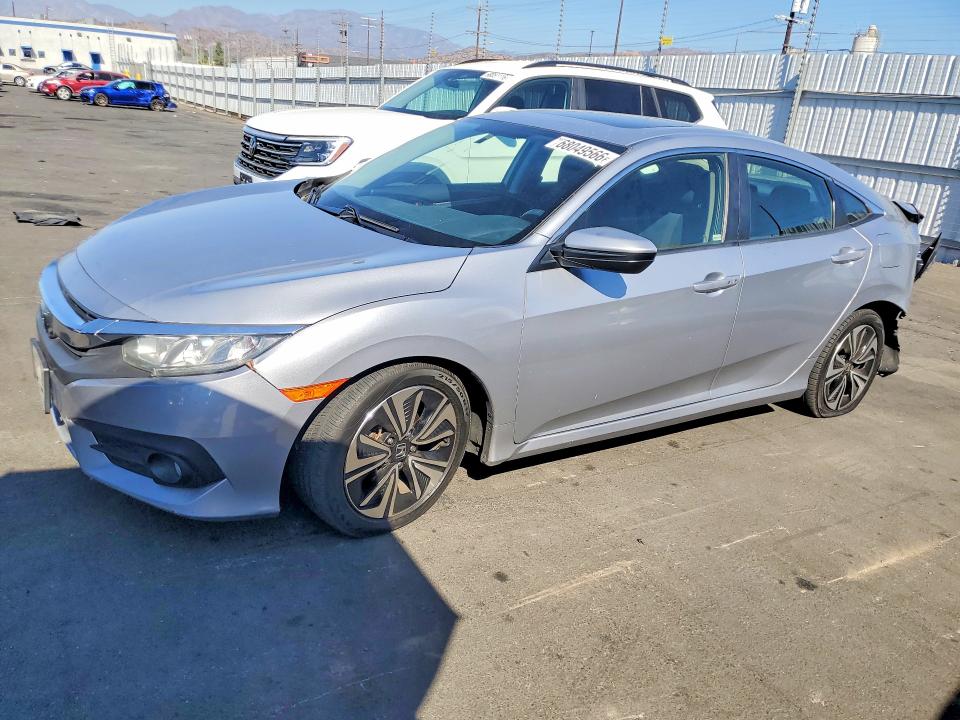Aukcja sprzedaży 2018 Honda Civic, vin: JHMFC1F30JX041826, numer aukcji: 68049566